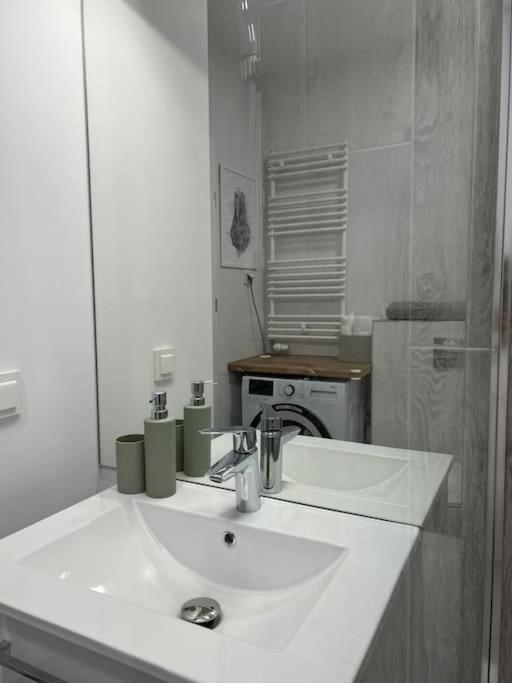 Apartment Olive In Bialoleka-Tarchomin Center Warschau Buitenkant foto